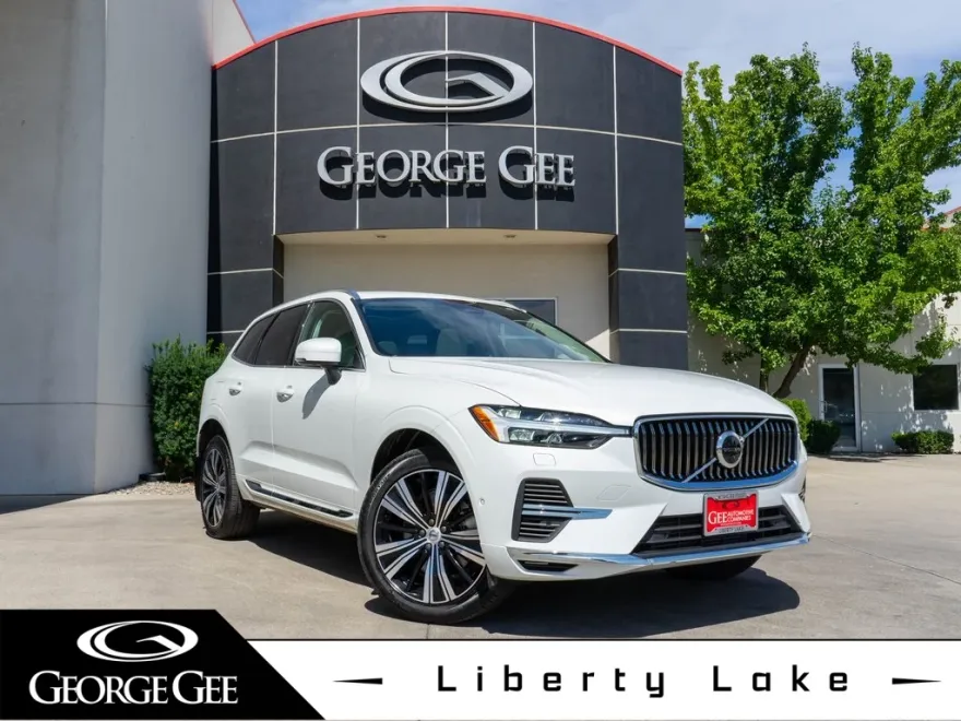 2022 Volvo XC60 Recharge Hybrid T8 Inscription photo 1