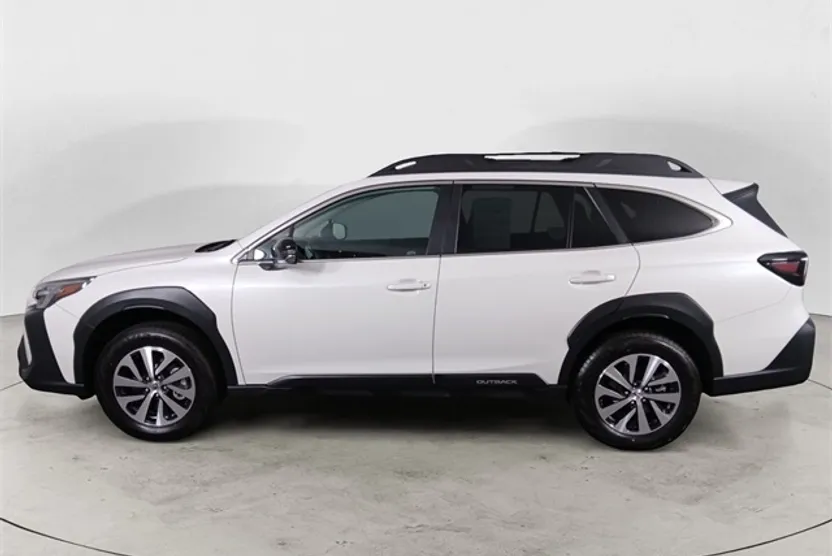 2025 Subaru Outback Premium photo 1