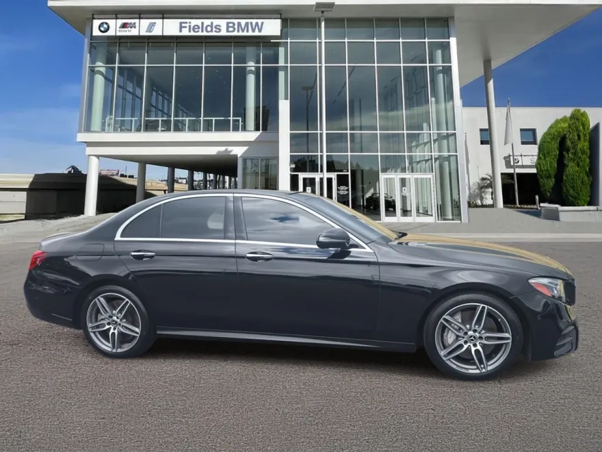 2018 Mercedes Benz E 400 Sedan photo 1