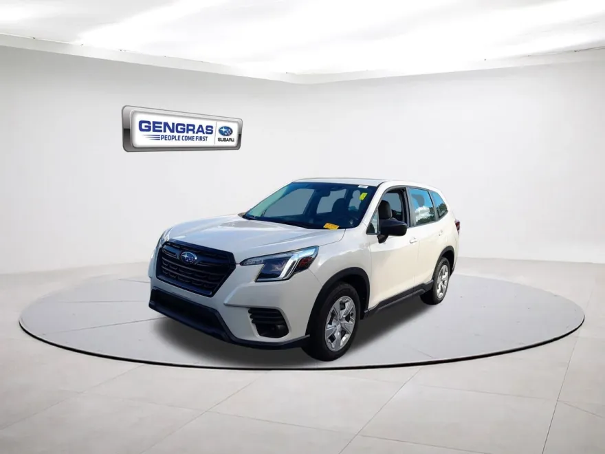 2022 Subaru Forester Base photo 1