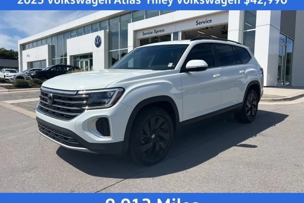 2025 Volkswagen Atlas SE Technology photo 1