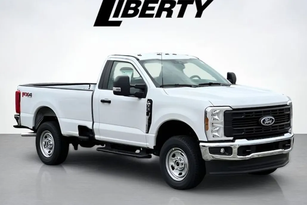 2025 Ford F-350 photo 1