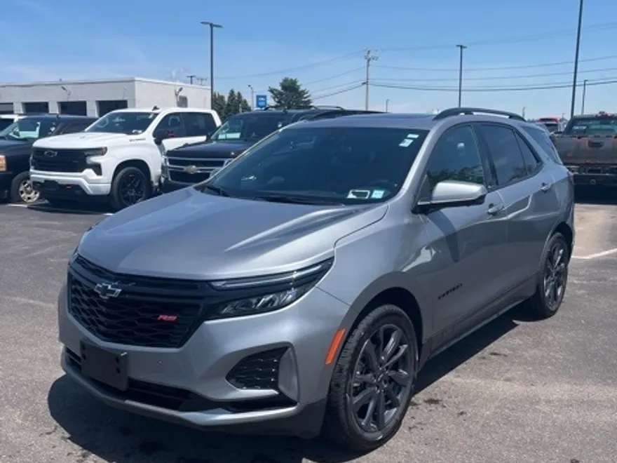 2024 Chevrolet Equinox RS photo 1