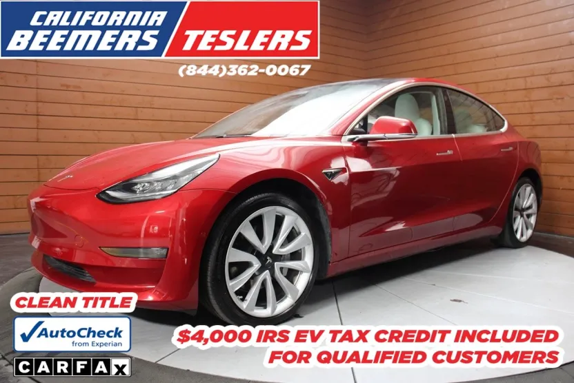 2020 Tesla Model 3 Long Range photo 1