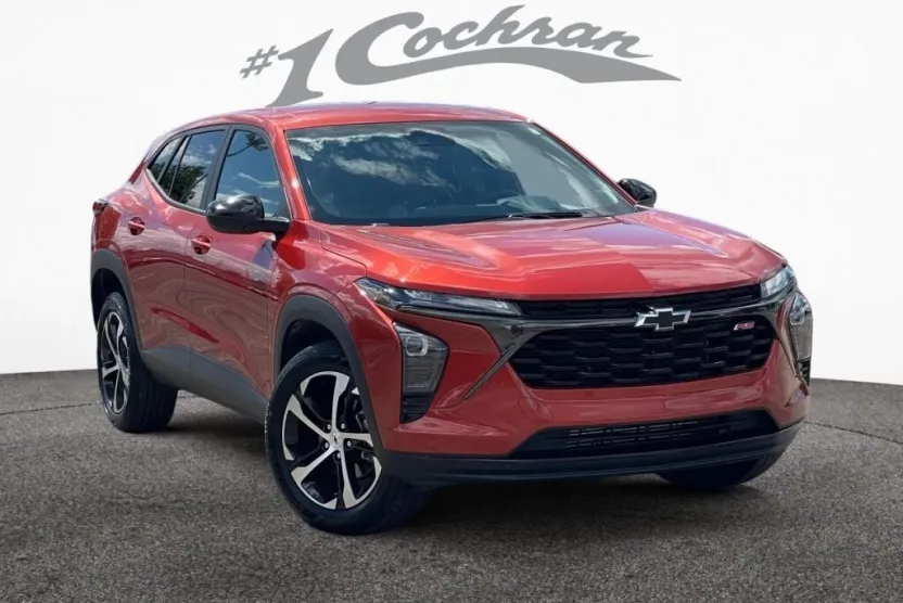 2024 Chevrolet Trax photo 1