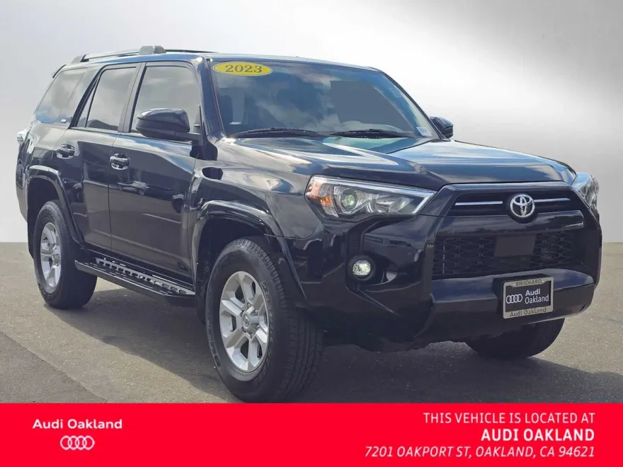 2023 Toyota 4Runner SR5 photo 1