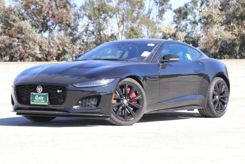 2022 Jaguar F-TYPE R photo 1