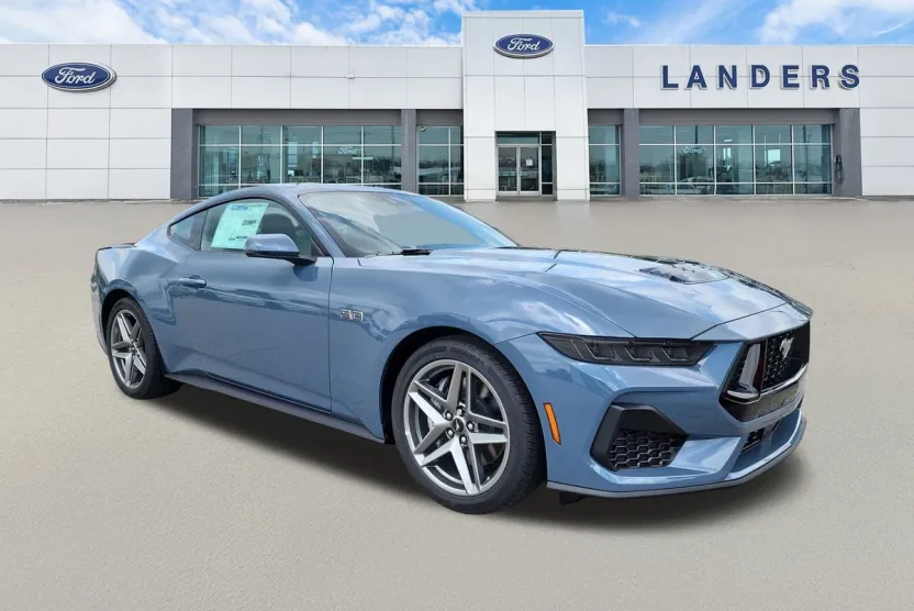 2025 Ford Mustang GT Premium photo 1