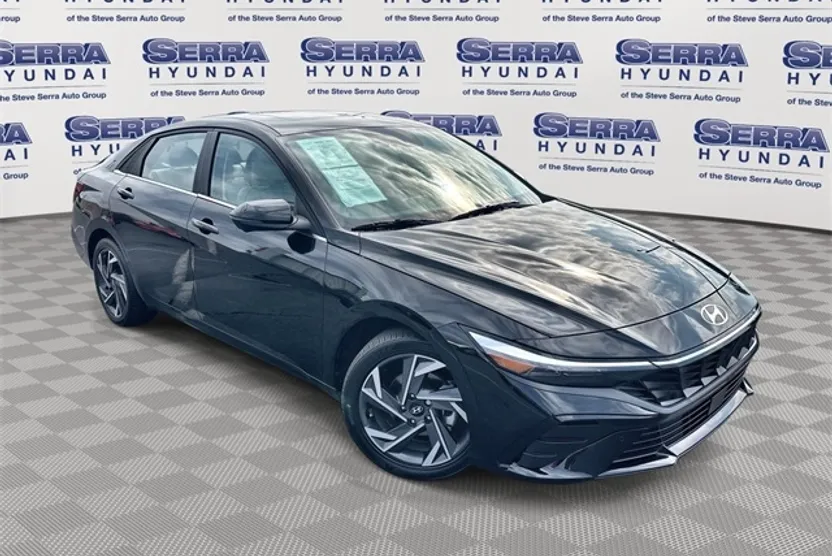 2024 Hyundai Elantra Limited photo 1
