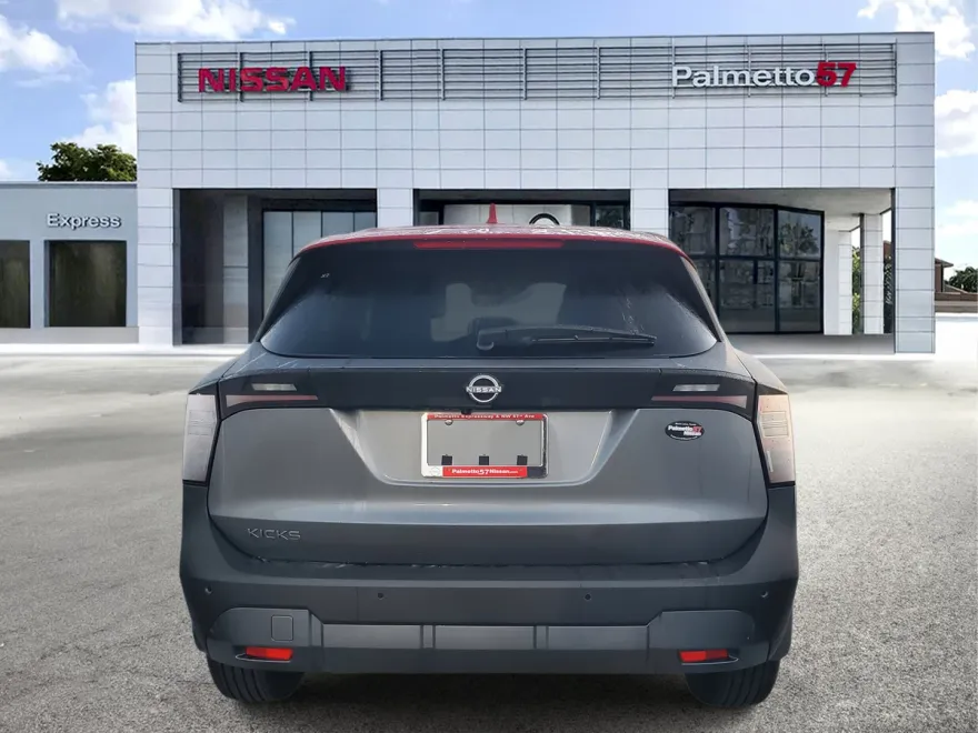 2025 Nissan Kicks SV photo 1