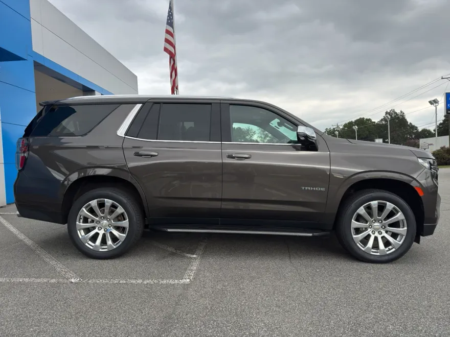 2021 Chevrolet Tahoe Premier photo 1