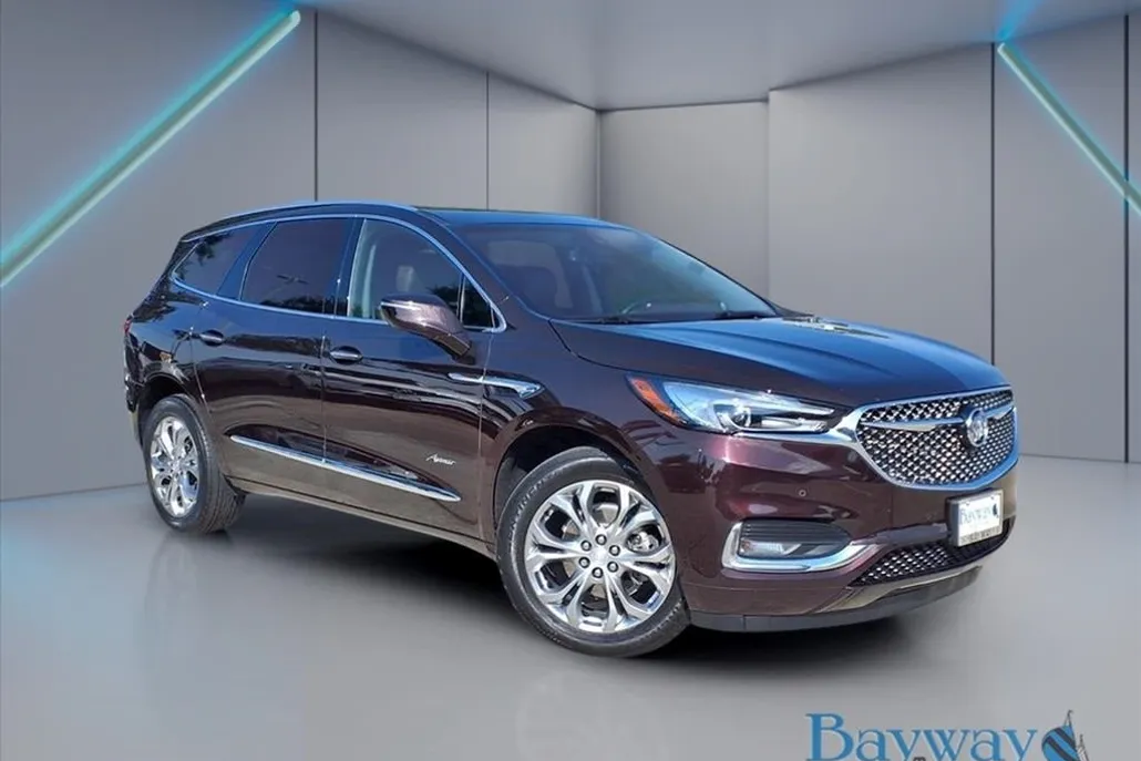 2021 Buick Enclave Avenir photo 1