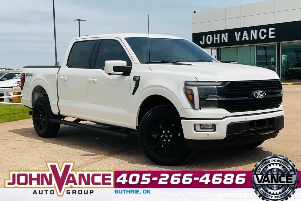 2024 Ford F-150 Platinum photo 1