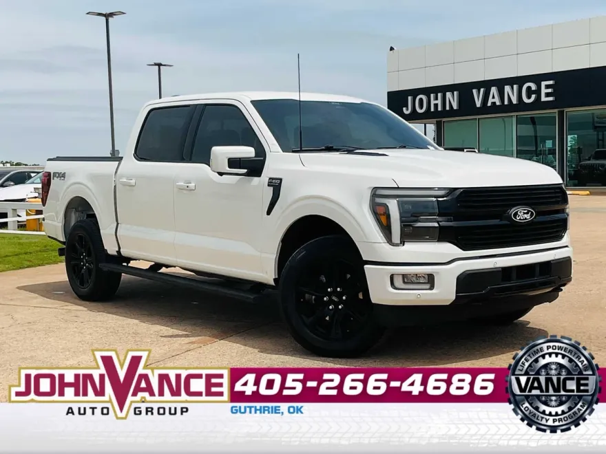 2024 Ford F-150 Platinum photo 1
