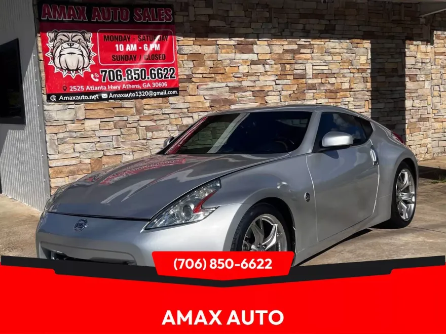 2011 Nissan 370Z Touring photo 1
