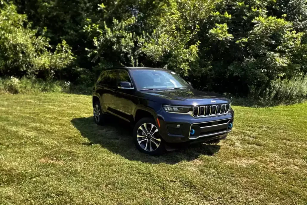 2024 Jeep Cherokee Overland photo 1