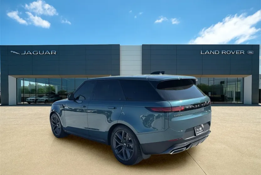 2025 Land Rover Range Rover Sport SE photo 1