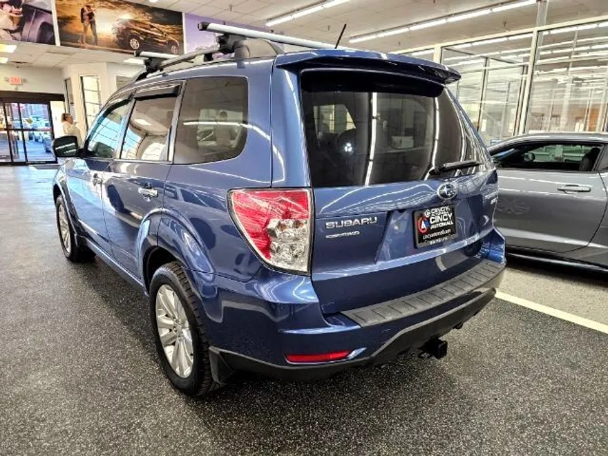2013 Subaru Forester 2.5X Premium photo 1