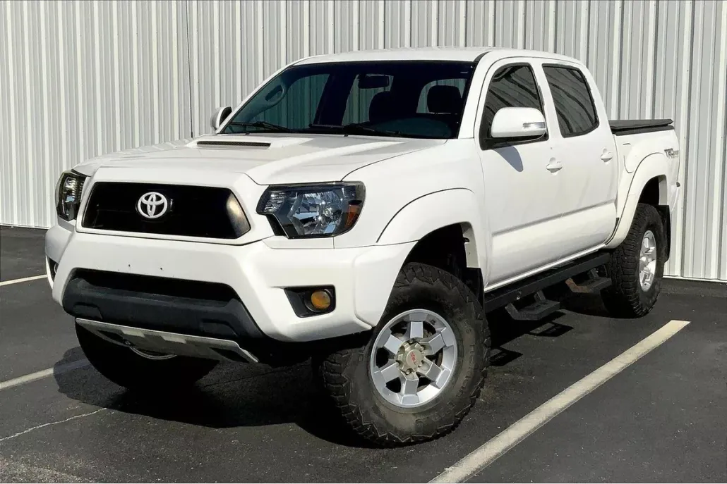 2015 Toyota Tacoma Base photo 1