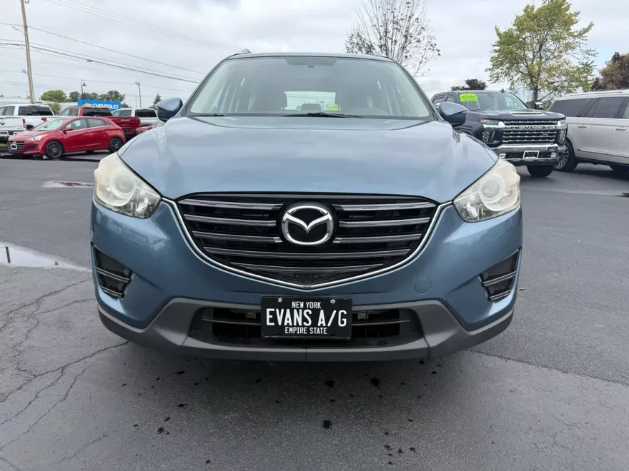2016 Mazda CX-5 Sport photo 1