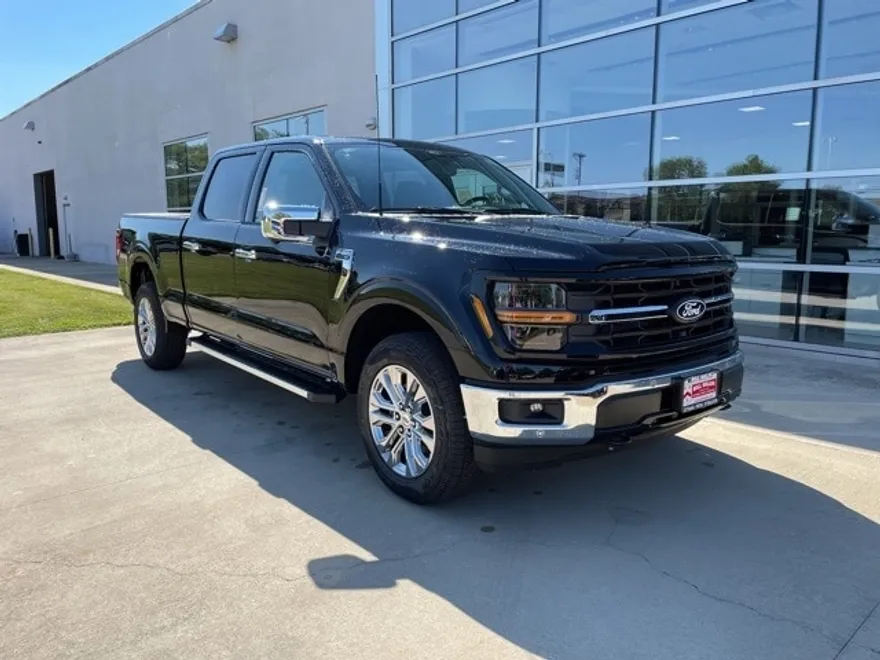 2024 Ford F-150 XLT photo 1