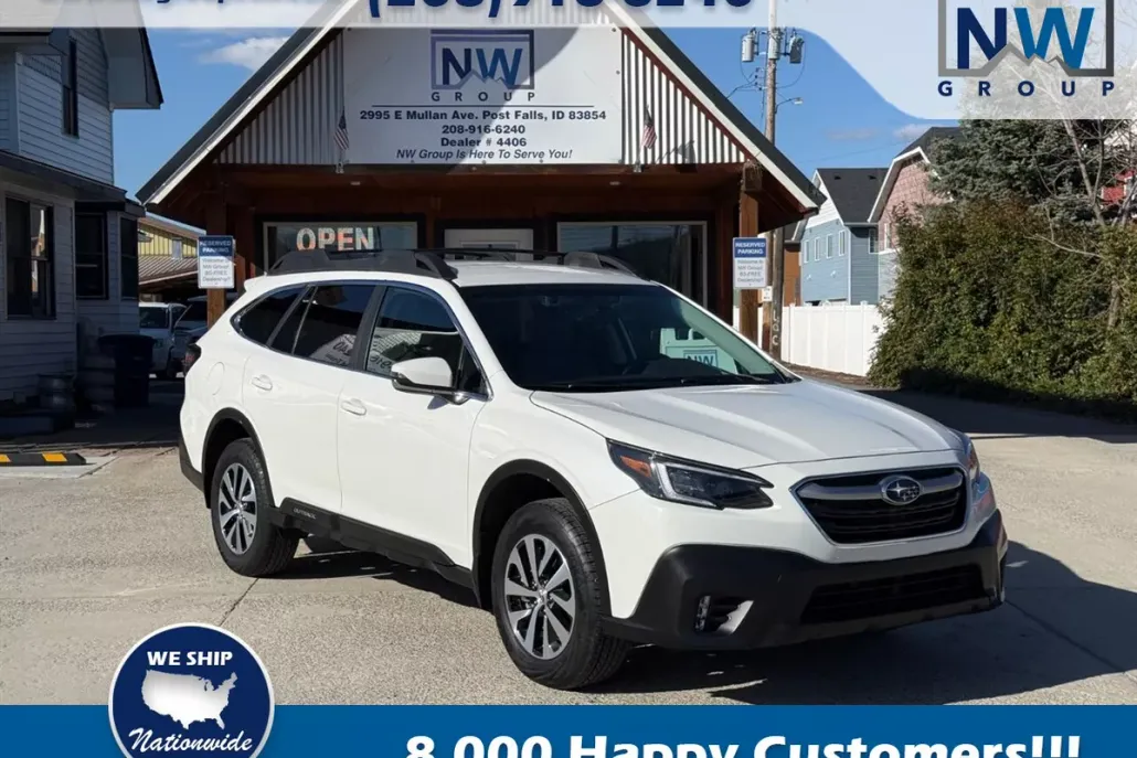2020 Subaru Outback Premium photo 1