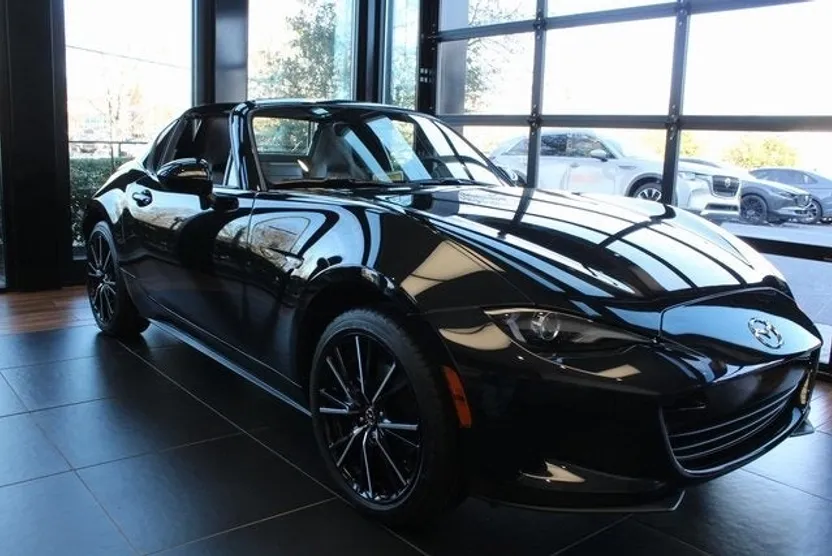 2025 Mazda MX-5 Miata Miata RF Grand Touring photo 1