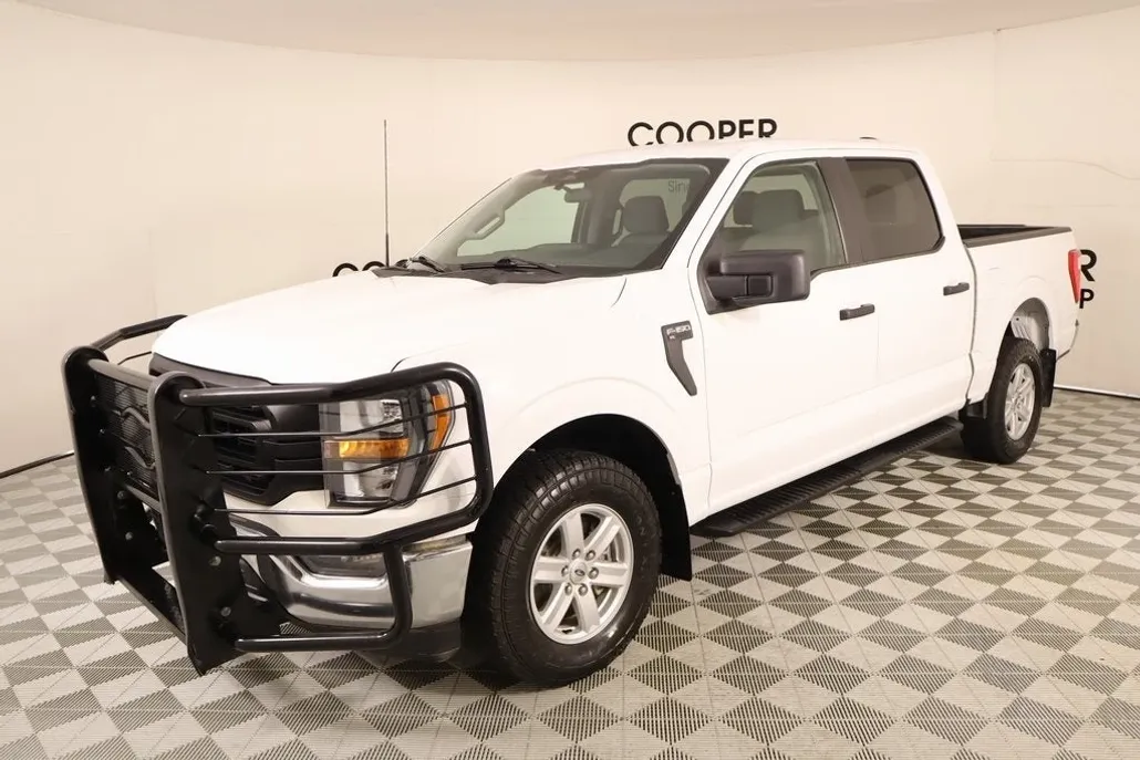 2023 Ford F-150 XL photo 1