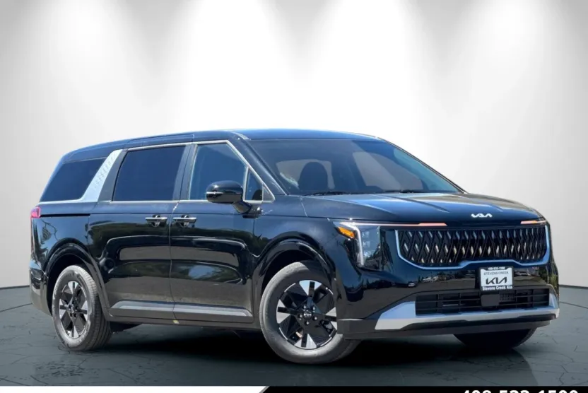 2026 Kia Carnival LXS photo 1