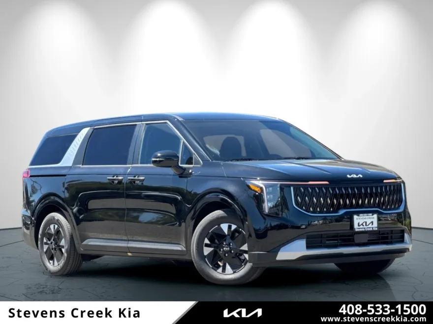 2026 Kia Carnival LXS photo 1