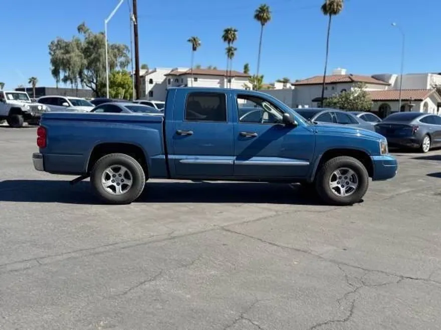 2006 Dodge Dakota SLT Quad Cab photo 1