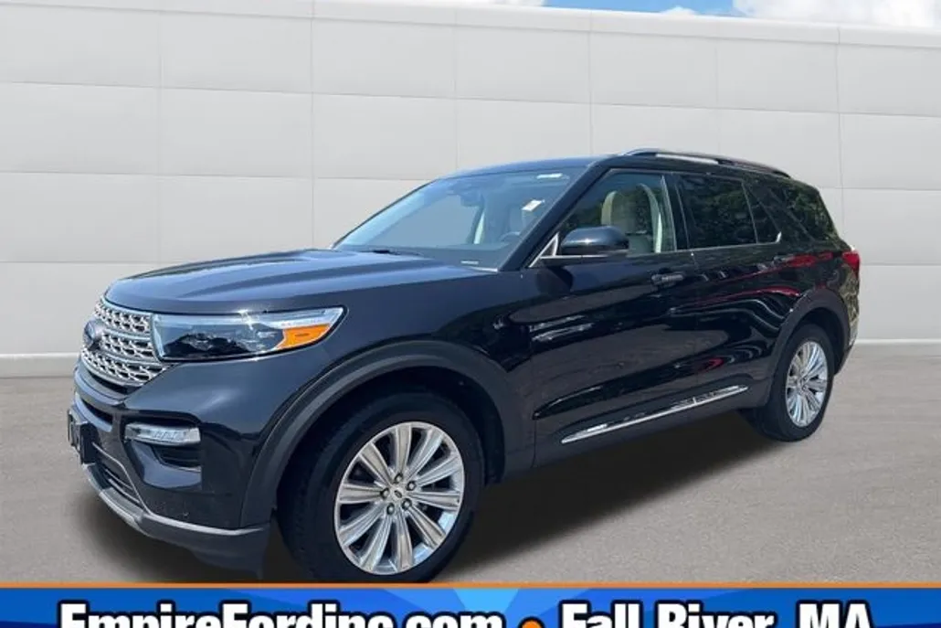 2024 Ford Explorer Limited photo 1