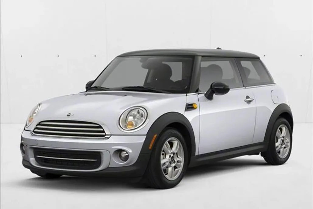 2010 Mini Cooper 2 Door Hardtop photo 1
