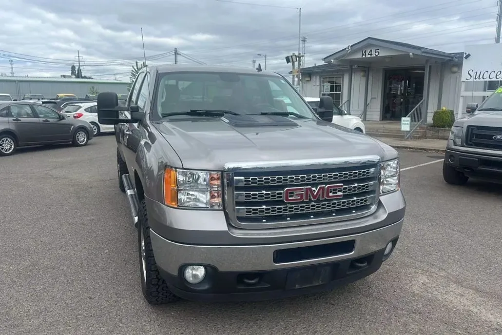 2013 Gmc Sierra 2500 HD SLT photo 1