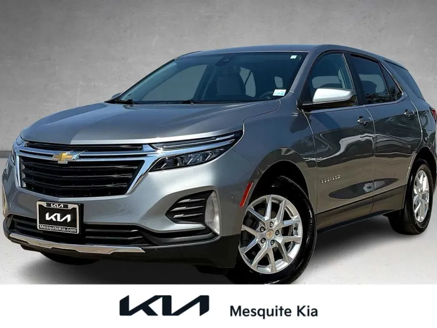 2023 Chevrolet Equinox LT photo 1