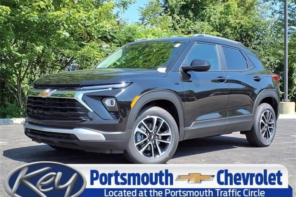 2025 Chevrolet Trailblazer LT photo 1