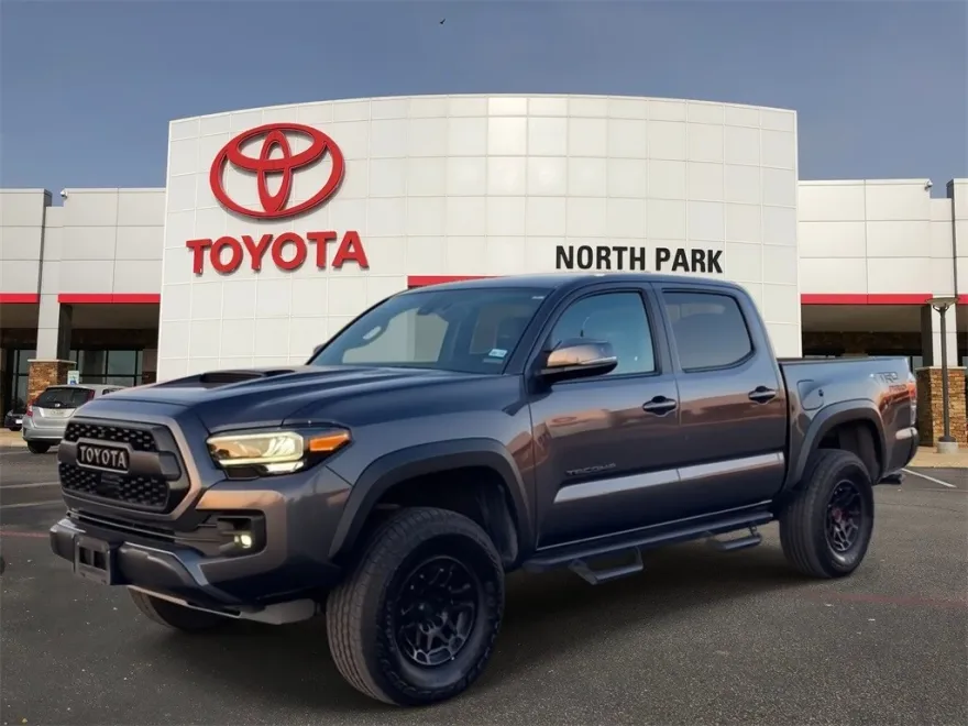 2023 Toyota Tacoma TRD Pro photo 1