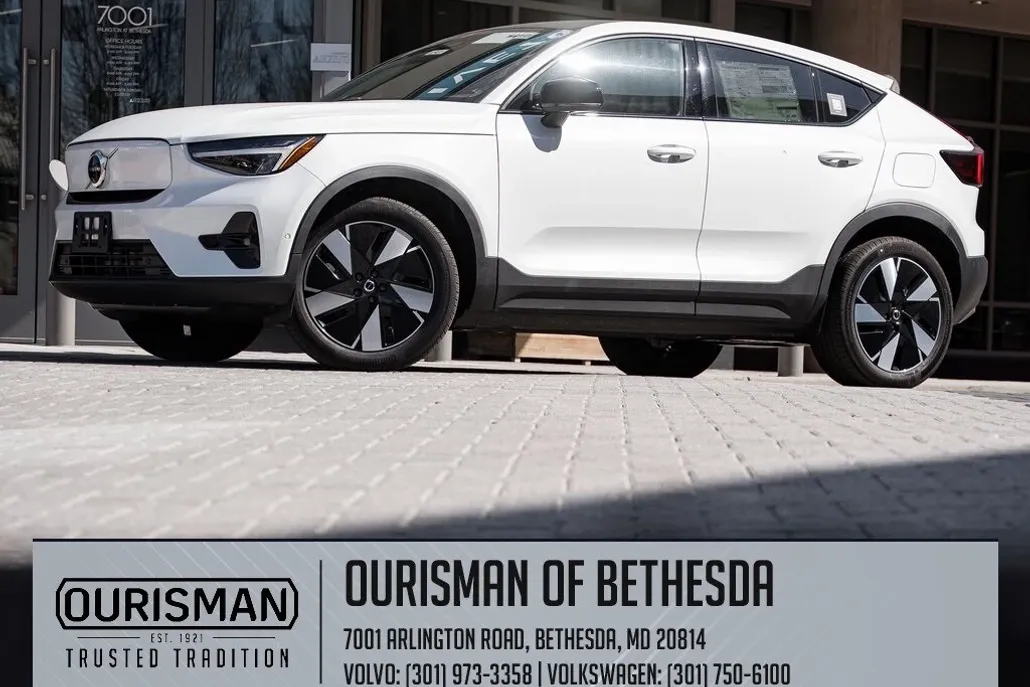 2024 Volvo C40 Recharge Plus photo 1