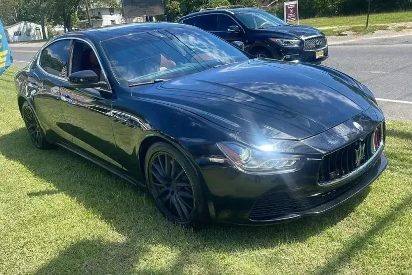 2017 Maserati Ghibli Q4 photo 1
