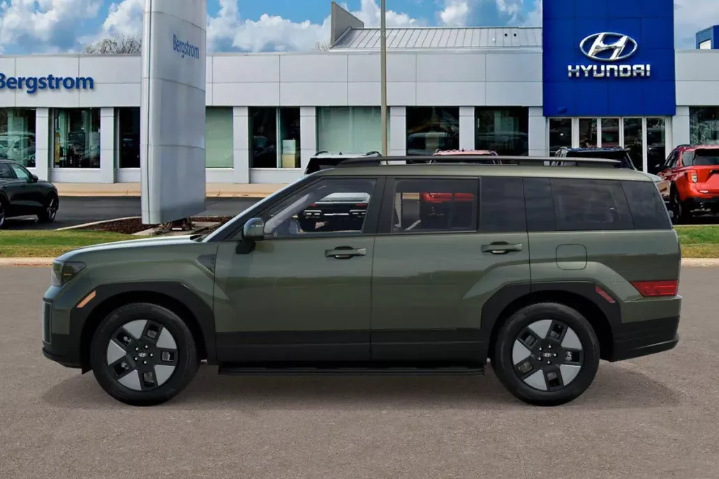 2026 Hyundai Santa Fe SEL photo 1