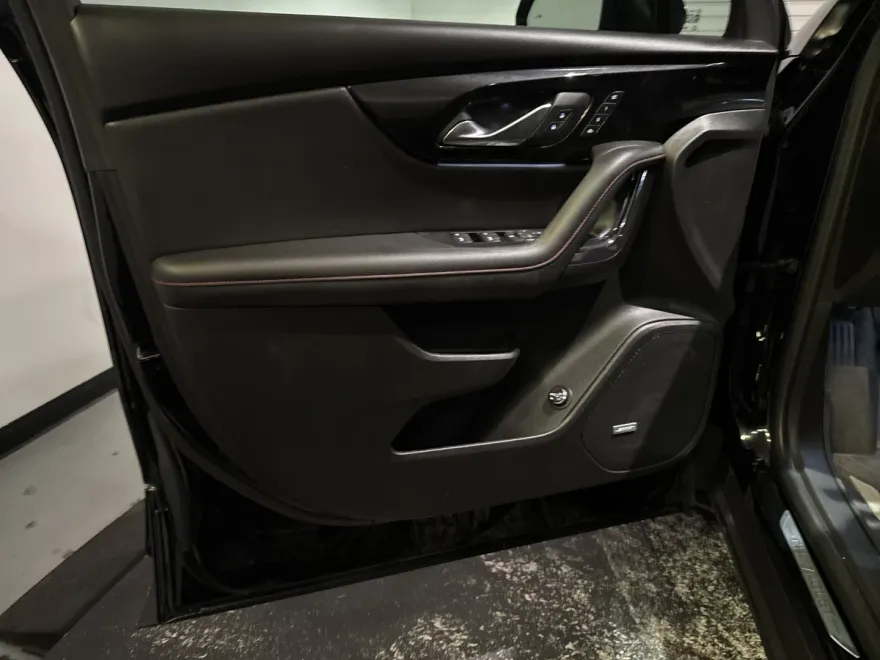 2023 Chevrolet Blazer RS photo 1
