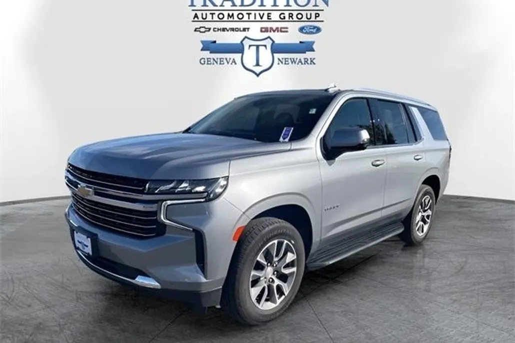 2023 Chevrolet Tahoe LT photo 1