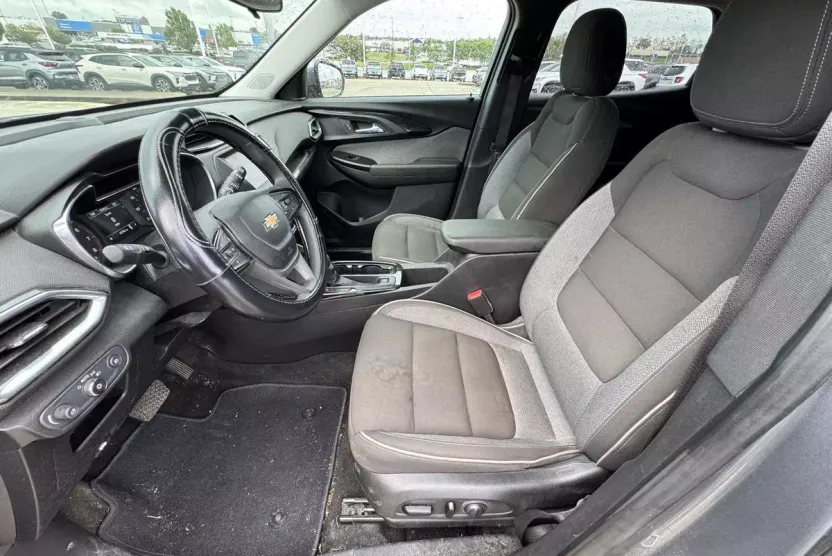 2022 Chevrolet Trailblazer LT photo 1
