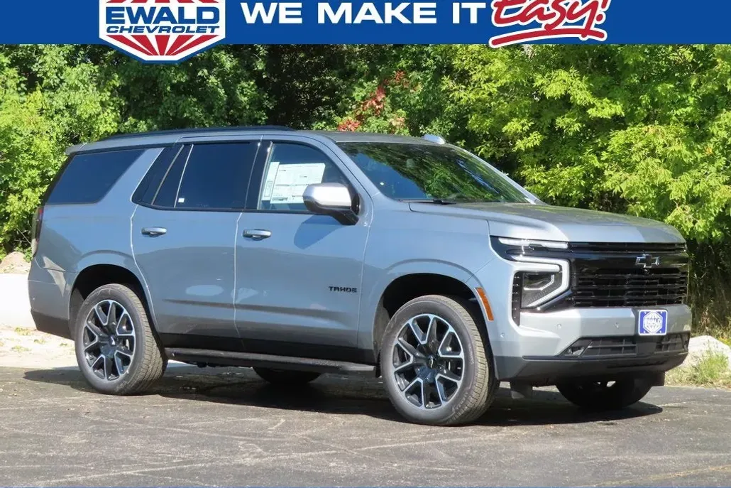 2026 Chevrolet Tahoe RST photo 1