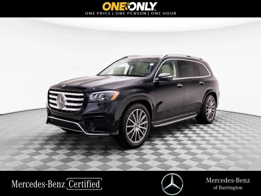 2025 Mercedes Benz GLS 450 4MATIC photo 1