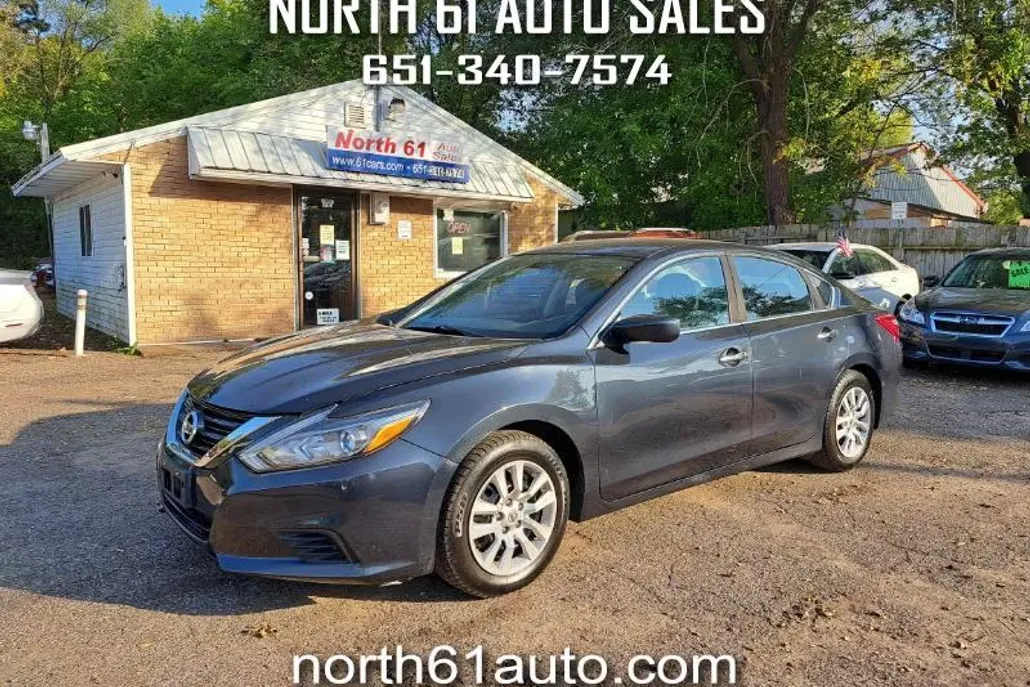 2016 Nissan Altima 2.5 SR photo 1