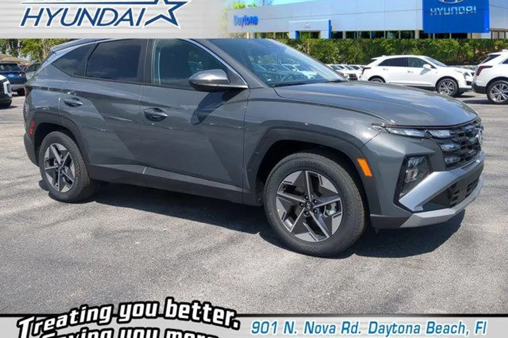 2025 Hyundai Tucson SEL photo 1
