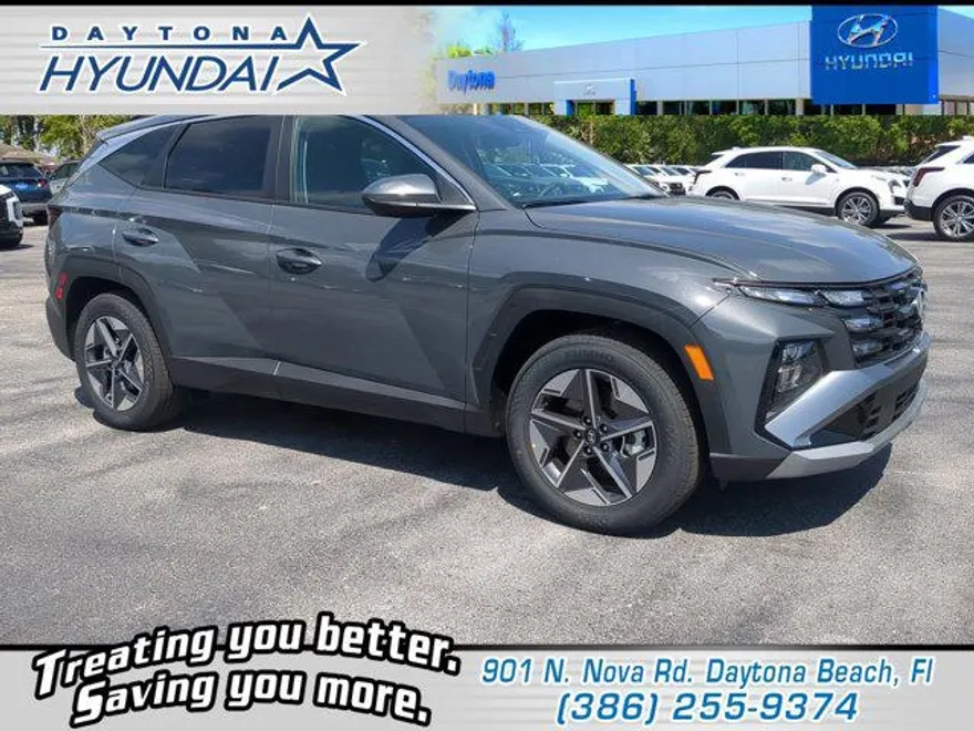 2025 Hyundai Tucson SEL photo 1