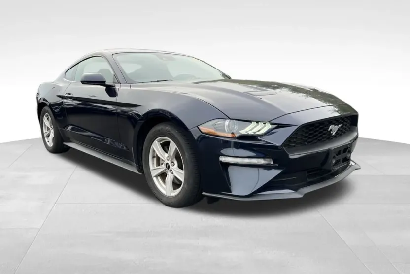 2021 Ford Mustang EcoBoost photo 1