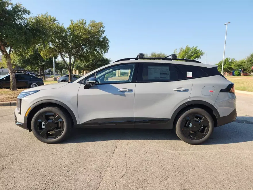 2026 Kia Sportage X-Line photo 1